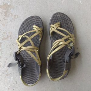 Chacos Size 9 Olive Green Hiking Sandal